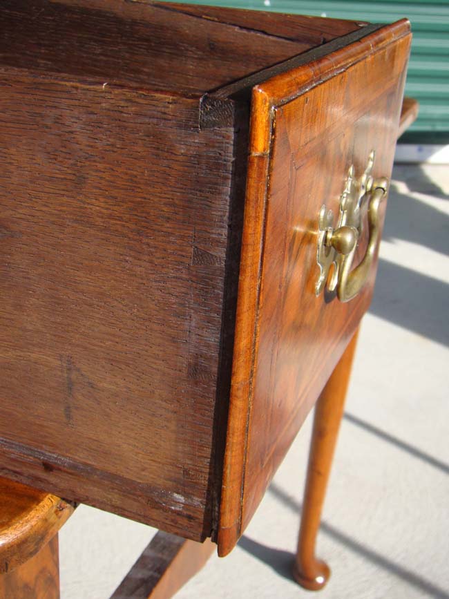 An English Queen Anne period walnut veneered dressing table circa 1710 — image 4